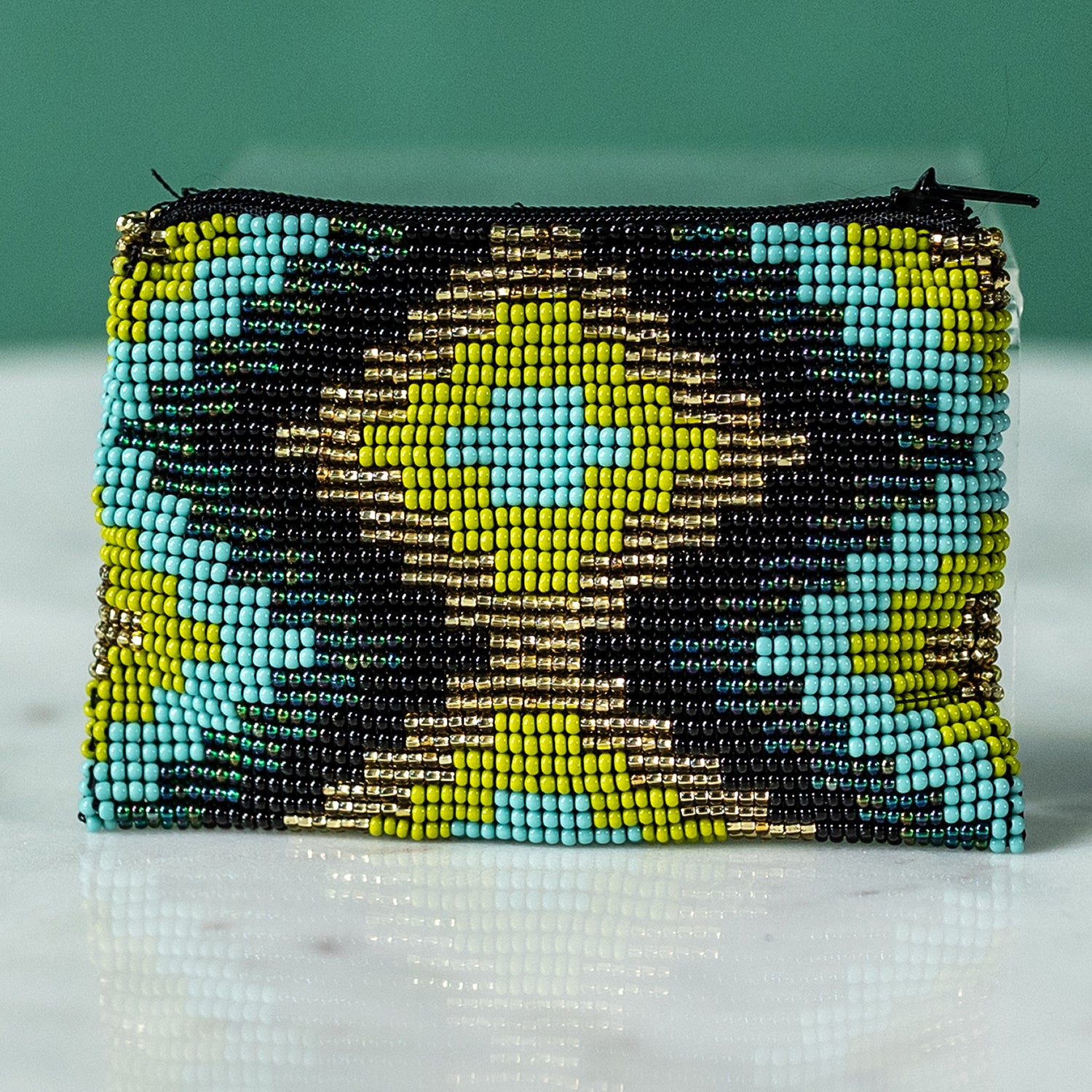 Amazon.com: Lavivia Beaded Coin Purse For Women. Handmade Native American  Inspired Seed Beads Coin Pouch (Blue (VA-CP-O-04)) : Clothing, Shoes &  Jewelry